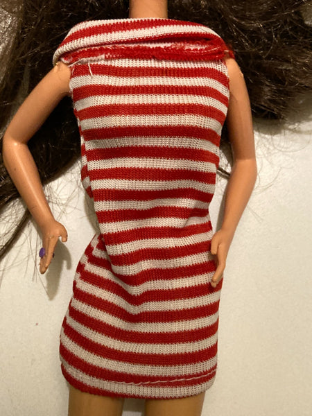 Vintage 1966 Barbie Twist And Turn~Bendable Knees~Moveable arms~China~1976 Head