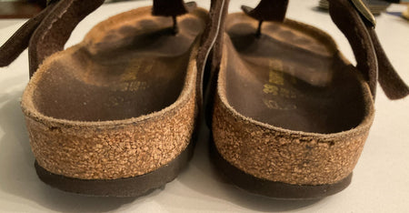 Birkenstock Gizeh Golden Brown Regular Sandals~Size 38~Excellent Condition