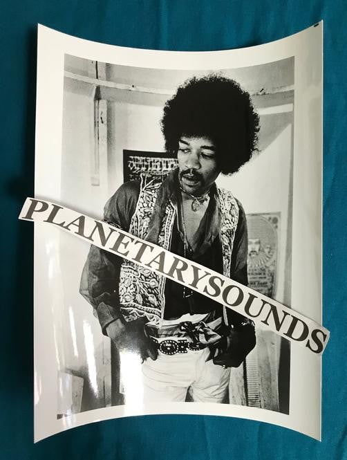 JIMI HENDRIX BLACK and WHITE POSING PORTRAIT~8x10 REPRO~PSYCHEDELIC ACID ROCK