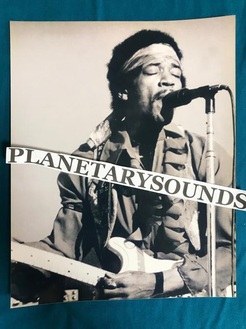 JIMI HENDRIX BLACK and WHITE ON STAGE PORTRAIT ~8x10 REPRO~PSYCHEDELIC ACID ROCK