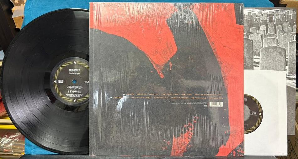 MUDHONEY THE LUCKY ONES~NM- 2008 1st PRESS LP w/BONUS 7-INCH~INSERT~SHRINK~HYPE