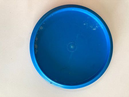 INNOVA SHARK MID-RANGE~BLUE w/GOLD LETTING~4 4 0 2~USED