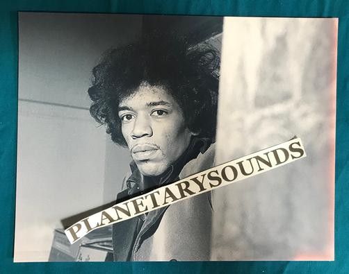 JIMI HENDRIX BLACK AND WHITE CANDID PORTRAIT~8.5x11 REPRO~PSYCHEDELIC ACID ROCK