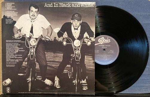 CHEAP TRICK IN COLOR~1979 EPIC RECORDS CANADA GATEFOLD REISSUE LP~CBS~I WANT YOU