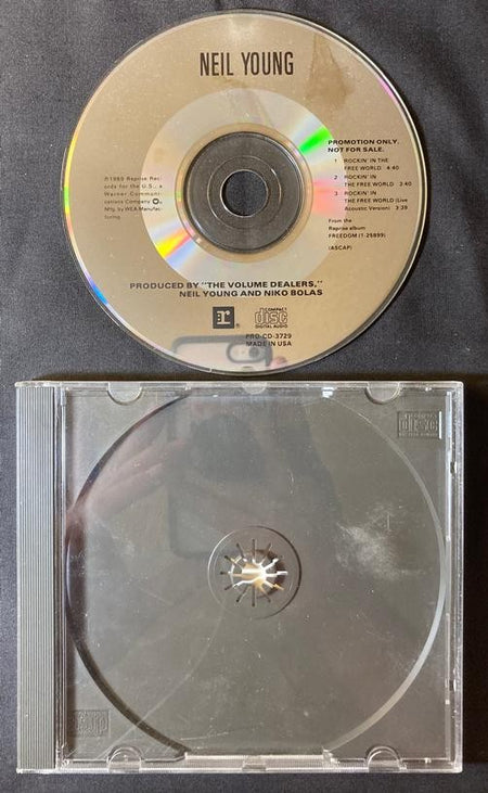 NEIL YOUNG~ROCKIN' IN THE FREE WORLD~NM 1989 REPRISE PROMO CD SINGLE~PRO-CD-3729
