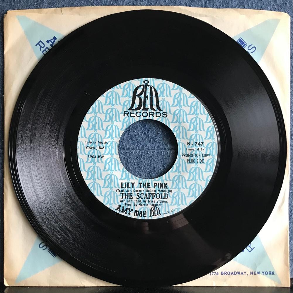 THE SCAFFOLD~LILY THE PINK / BUTTONS~NM- 1968 BELL PROMO 7-INCH 45 RPM SNGL~POP
